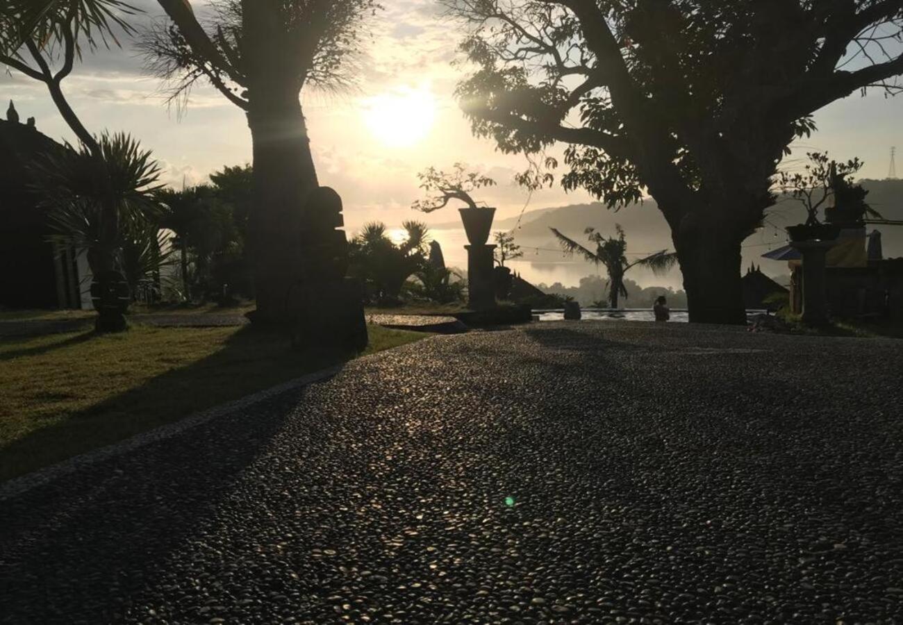 Sunrise Ocean Hut'S Lembongan Hotel Exterior photo