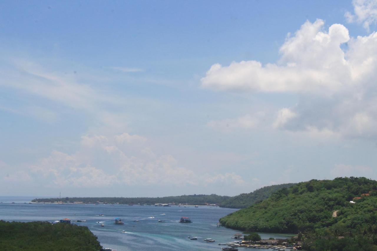 Sunrise Ocean Hut'S Lembongan Hotel Exterior photo
