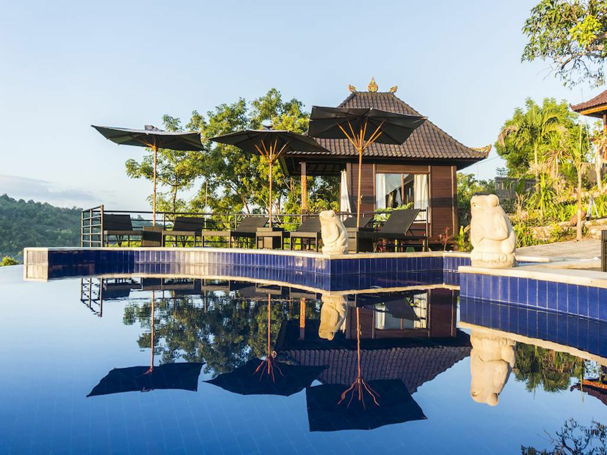 Sunrise Ocean Hut'S Lembongan Hotel Exterior photo