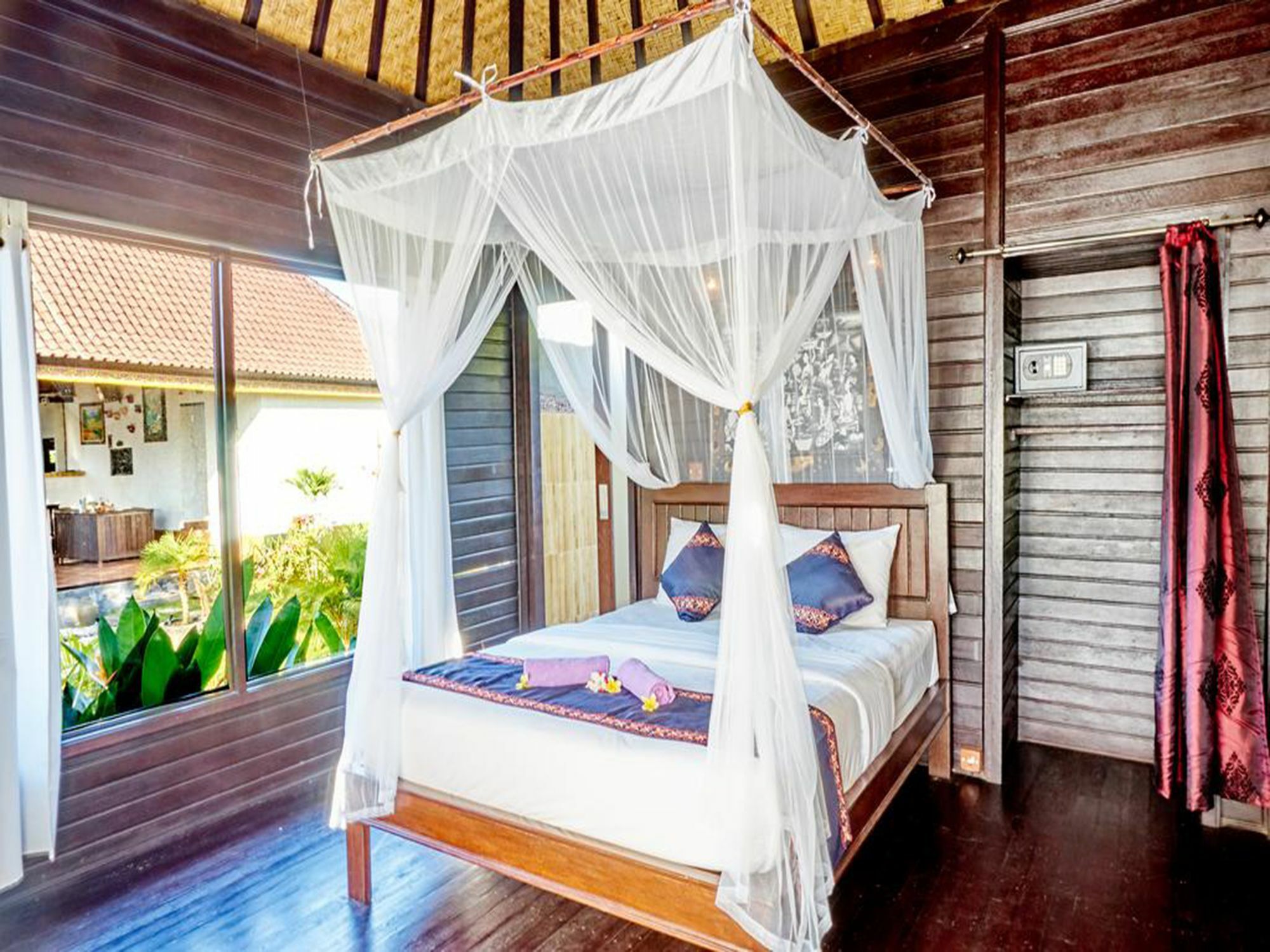 Sunrise Ocean Hut'S Lembongan Hotel Exterior photo