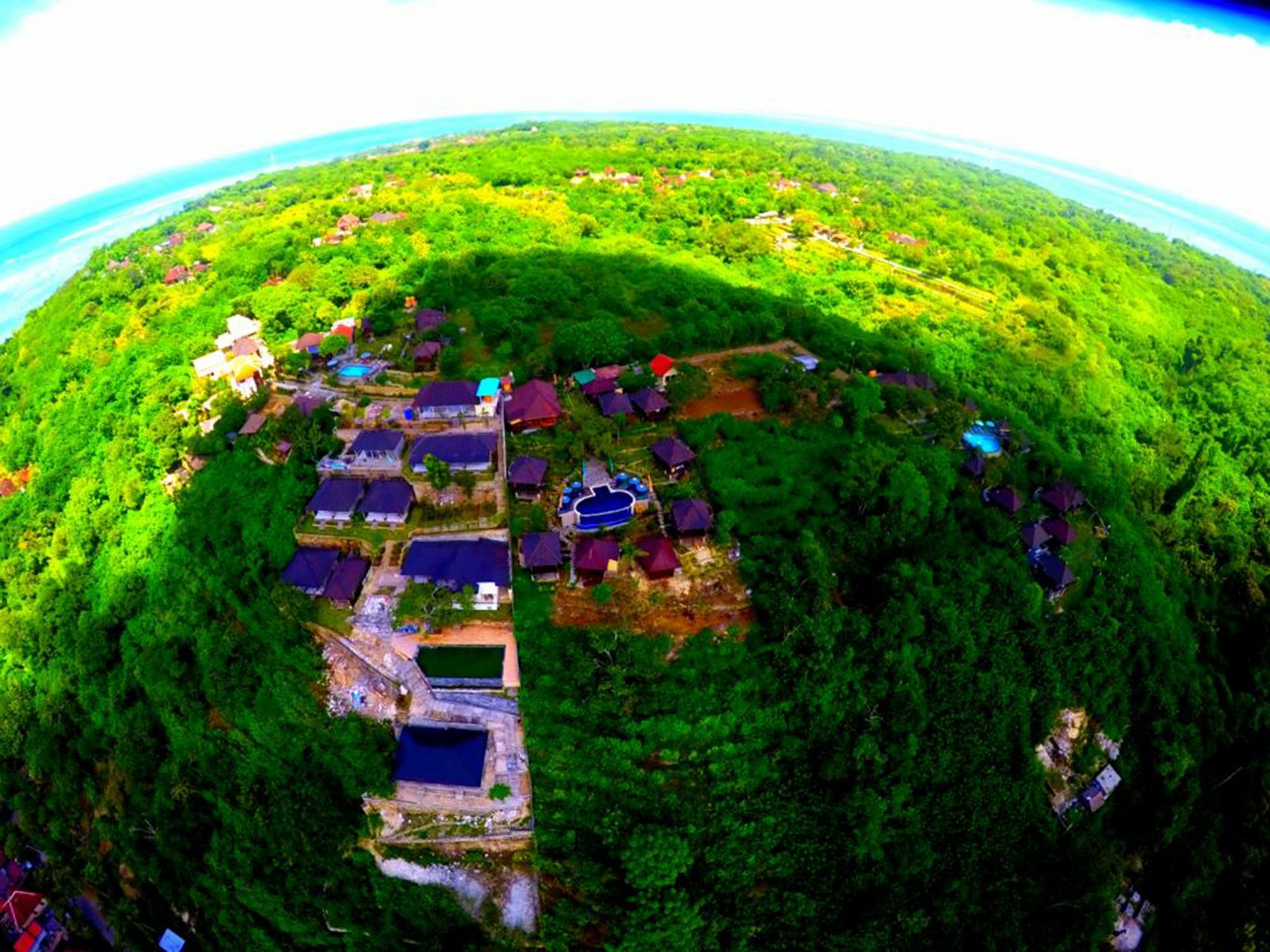 Sunrise Ocean Hut'S Lembongan Hotel Exterior photo